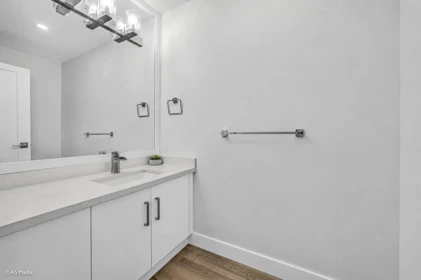 Kitchen Island Photo of 6 7056 192 Street, Surrey, BC