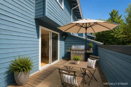 8328 Aspenwood Place, Burnaby, BC, Burnaby — Townhouse for sale