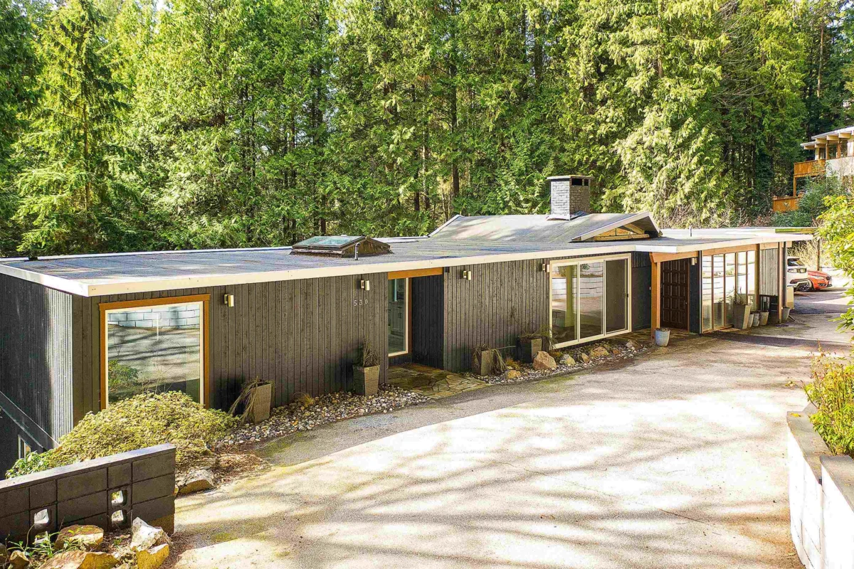 Exterior Rear Photo of 530 Hadden Drive, West Vancouver, BC