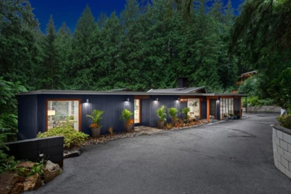 Aerial View of 530 Hadden Drive, West Vancouver, BC
