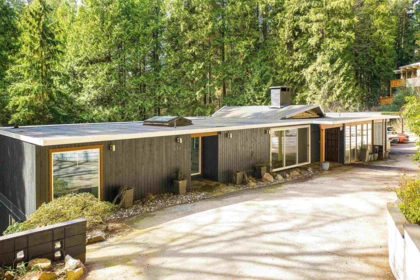 530 Hadden Drive, West Vancouver, BC, West Vancouver — Single Family Residence for sale