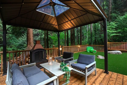 Garden / Landscaping Photo of 530 Hadden Drive, West Vancouver, BC