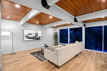 Primary Bedroom Photo of 530 Hadden Drive, West Vancouver, BC