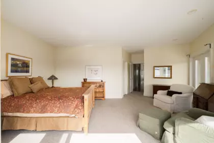 Basement Recreation Room Photo of 889 Cowan Point Drive, Bowen Island, BC