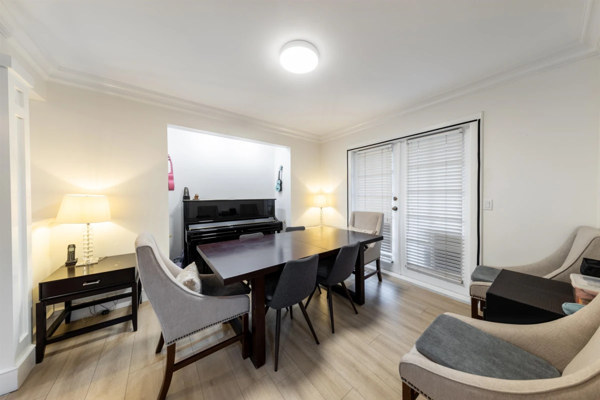 Family Room Photo of 3389 W 21st Avenue, Vancouver, BC