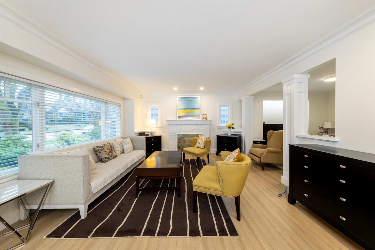Living Room Photo of 3389 W 21st Avenue, Vancouver, BC