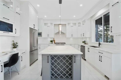 Kitchen Photo of 46062 Crestview Drive, Chilliwack, BC