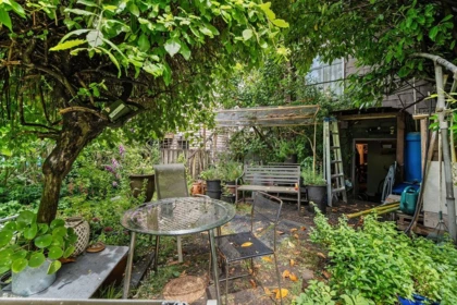 Garden / Landscaping Photo of 2012 York Avenue, Vancouver, BC