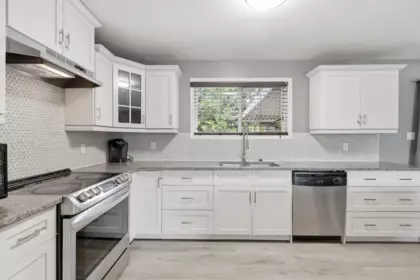 Breakfast Nook Photo of 26744 33 Avenue, Langley, BC