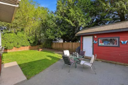 Front Yard Photo of 26744 33 Avenue, Langley, BC