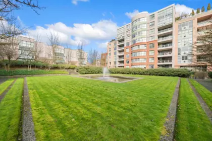Outdoor Patio Photo of 106 503 W 16th Avenue, Vancouver, BC