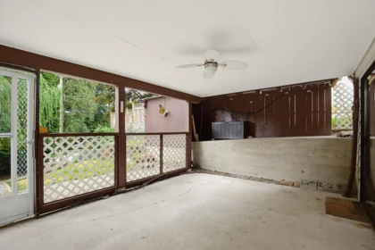 Garage Interior Photo of 32868 Orchid Crescent, Mission, BC