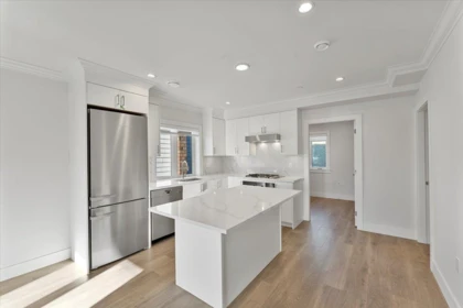 Breakfast Nook Photo of 2227 W 16th Avenue, Vancouver, BC