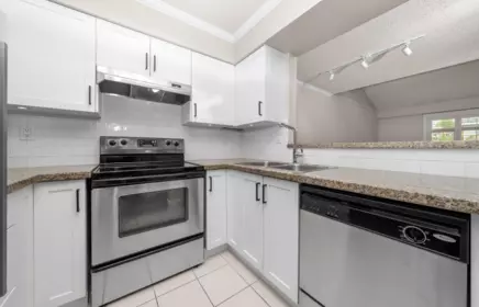 301 235 W 4th Street, North Vancouver, BC, North Vancouver — Apartment/Condo for sale