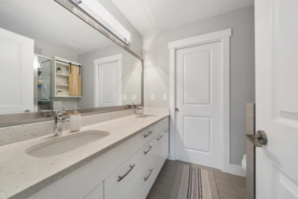 Hallway Photo of 28 11461 236th Street, Maple Ridge, BC