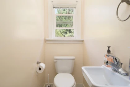Guest Bathroom Photo of 6311 Adera Street, Vancouver, BC
