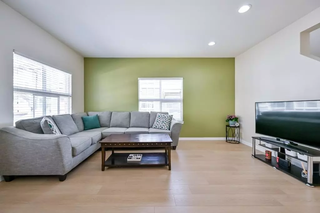 Living Room Photo of 56 12677 63 Avenue, Surrey, BC