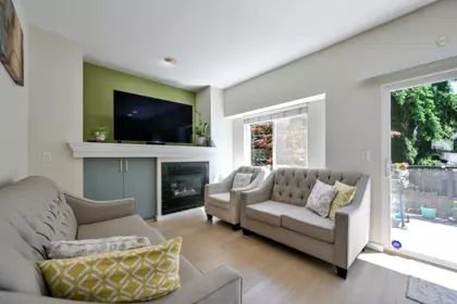 Breakfast Nook Photo of 56 12677 63 Avenue, Surrey, BC