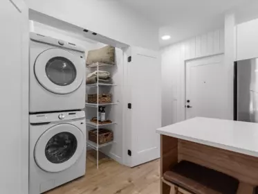 Laundry Room Photo of 105 33920 Best Avenue, Mission, BC