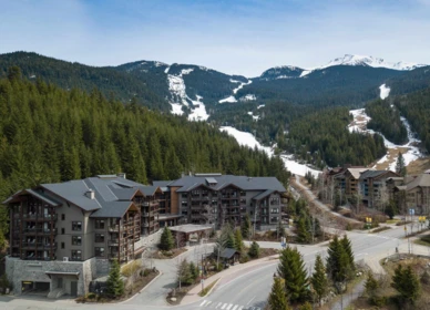 303D 2020 London Lane, Whistler, BC, Whistler — Apartment/Condo for sale