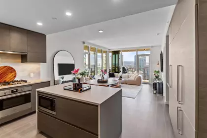 Kitchen Photo of 3801 2186 Gilmore Avenue, Burnaby, BC