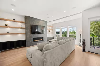 Breakfast Nook Photo of 13575 Birdtail Drive, Maple Ridge, BC