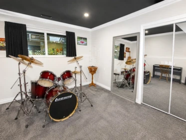Basement Recreation Room Photo of 6780 School Lane, Chilliwack, BC