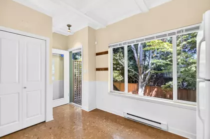 Kitchen Photo of 26 18701 66 Avenue, Surrey, BC