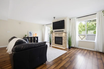 Kitchen Island Photo of 80 2450 Hawthorne Avenue, Port Coquitlam, BC