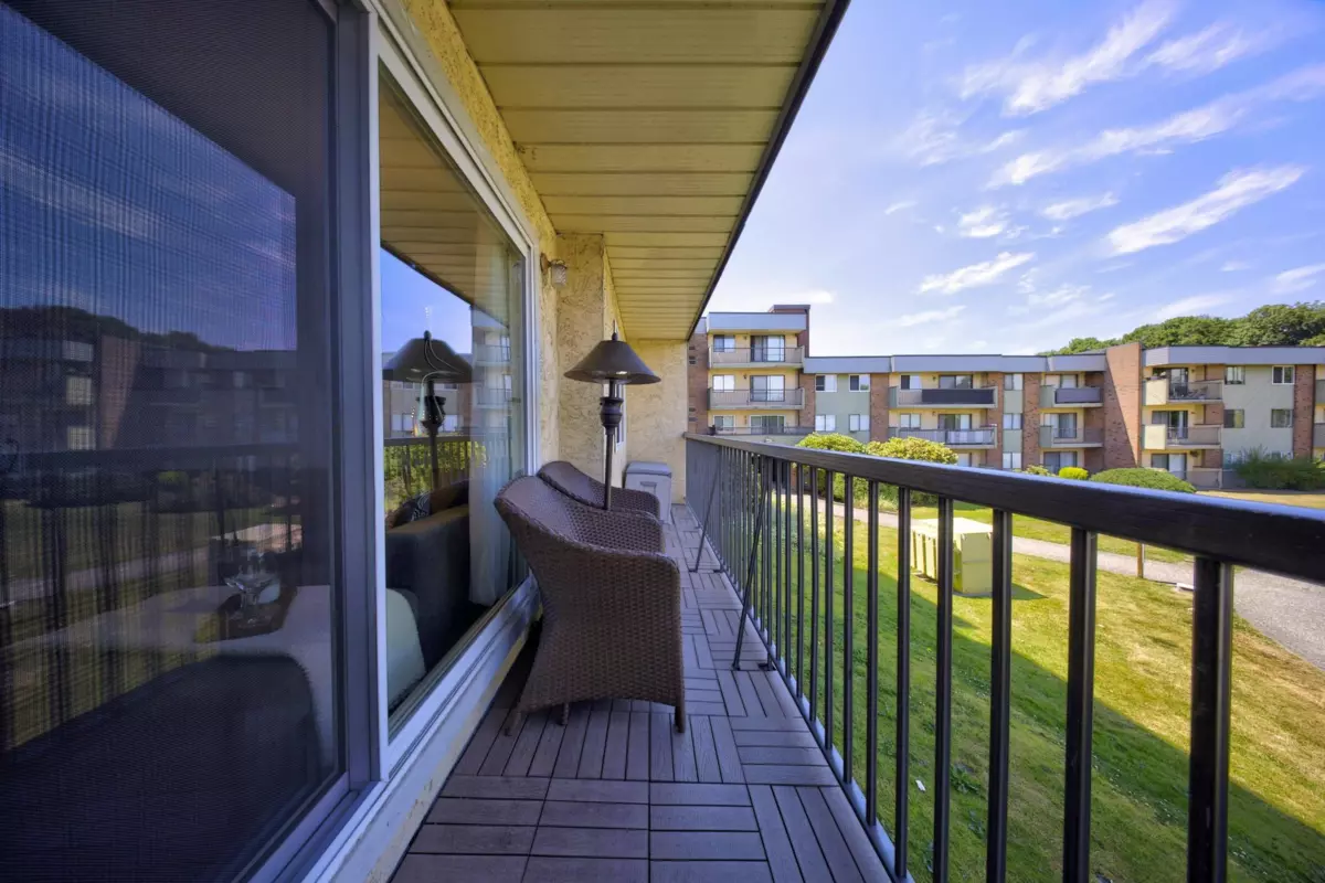 Dining Area Photo of 122 45598 Mcintosh Drive, Chilliwack, BC