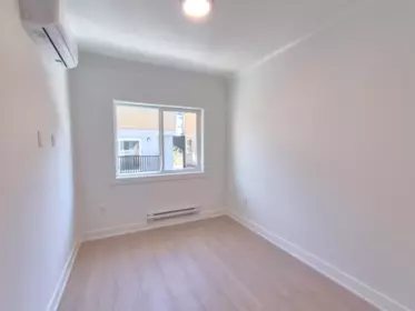 Walk-In Closet Photo of 102 8233 Williams Road, Richmond, BC