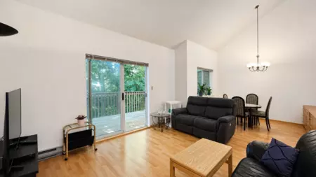 Kitchen Island Photo of 3 12075 207a Street, Maple Ridge, BC