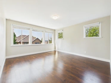 Basement Recreation Room Photo of 638 Austin Avenue, Coquitlam, BC