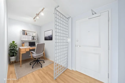 Office / Den Photo of 605 9262 University Crescent, Burnaby, BC