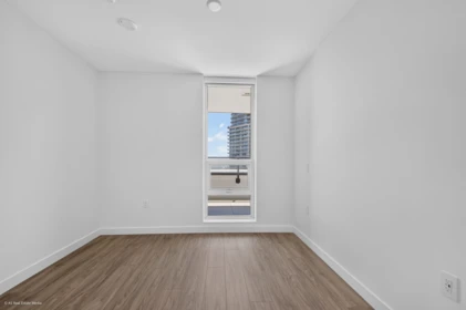 Office / Den Photo of 1605 2135 Springer Avenue, Burnaby, BC