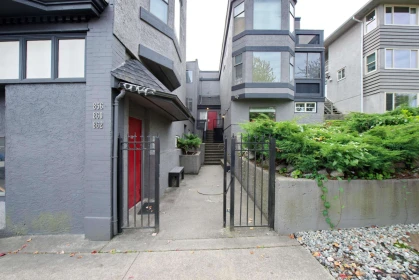 2 862 E Broadway, Vancouver, BC, Vancouver — Apartment/Condo for sale