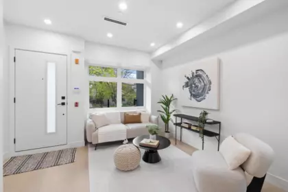 202 2135 E Pender Street, Vancouver, BC, Vancouver — Townhouse for sale