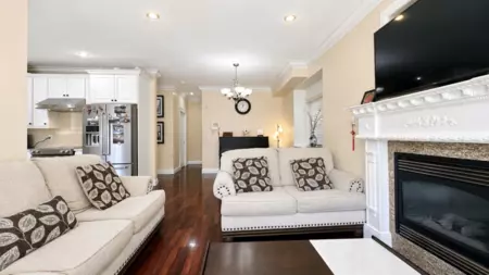 Breakfast Nook Photo of 8318 Fremlin Street, Vancouver, BC