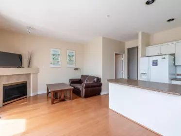 Breakfast Nook Photo of 1155 Vidal Street, White Rock, BC