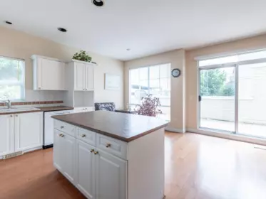1155 Vidal Street, White Rock, BC, White Rock — Townhouse for sale