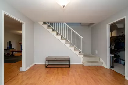 10080 Aintree Crescent, Richmond, BC, Richmond — Single Family Residence for sale