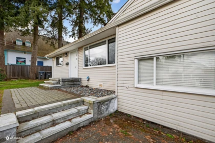 14032 Grosvenor Road, Surrey, BC, Surrey — Single Family Residence for sale