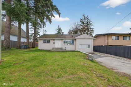 14032 Grosvenor Road, Surrey, BC, Surrey — Single Family Residence for sale
