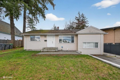 14032 Grosvenor Road, Surrey, BC, Surrey — Single Family Residence for sale