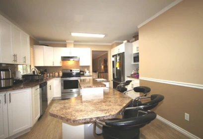 Kitchen Photo of 18222 58b Avenue, Surrey, BC
