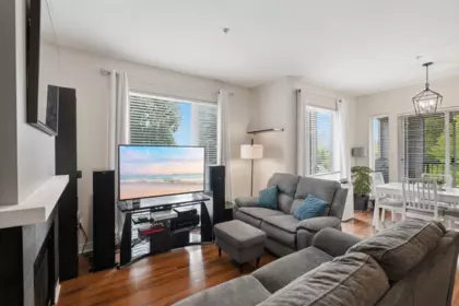 Breakfast Nook Photo of 304 13339 102a Avenue, Surrey, BC