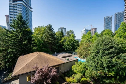 Basement Recreation Room Photo of 404 2020 Bellwood Avenue, Burnaby, BC