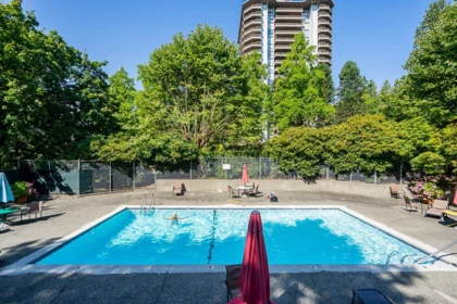 Laundry Room Photo of 404 2020 Bellwood Avenue, Burnaby, BC