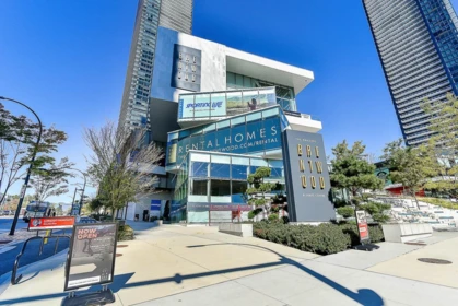 Outdoor Patio Photo of 404 2020 Bellwood Avenue, Burnaby, BC