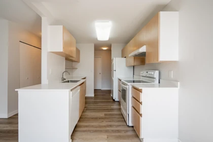Powder Room Photo of 404 2020 Bellwood Avenue, Burnaby, BC